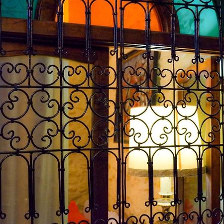 Dar Lalhambra Hotel Танжер Екстериор снимка