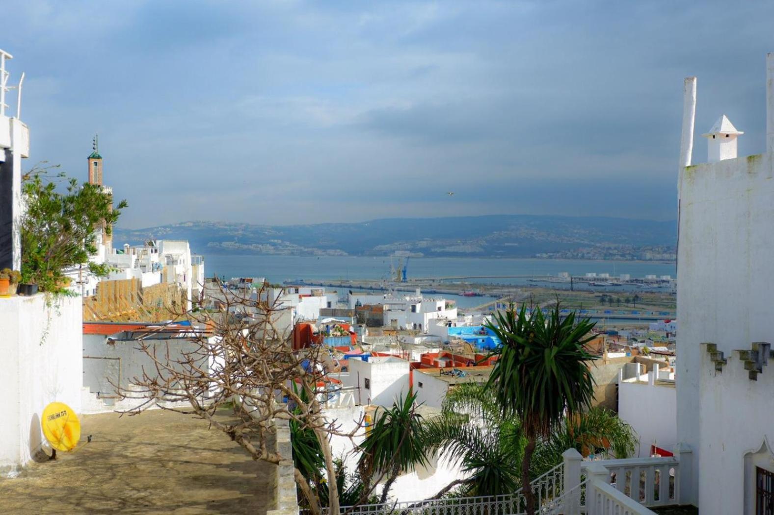 Dar Lalhambra Hotel Танжер Екстериор снимка